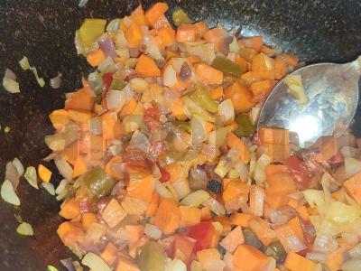 Harcho sriuba su daržovėmis ir prieskoniais Žingsnis 1