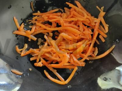 Funchosų salotos „Dao-zi“ Žingsnis 1