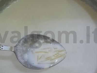 Pienas sriuba su plona vermišeliu Žingsnis 5