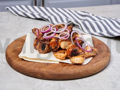 Kalakutienos šašlykas su jautienos šonkauliais pagrindine nuotrauka