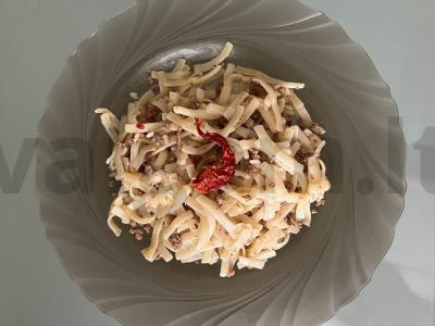 Jūriniai makaronai su čili pipirais pagrindine nuotrauka