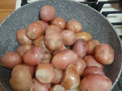 Jaunas bulvės kaimiškai Žingsnis 4