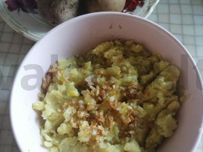 Rudai žiediniai kopūstai pagrindine nuotrauka