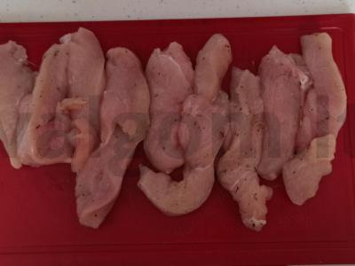 Kepti vištienos medalionai Žingsnis 1