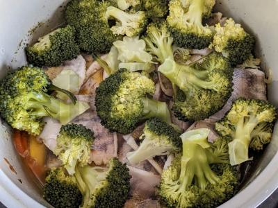 Žuvies filė su daržovėmis garuose Žingsnis 9