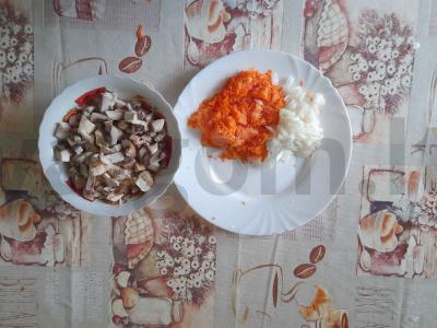 Vegetariškas grybų sriuba iš šampinjonų Žingsnis 3