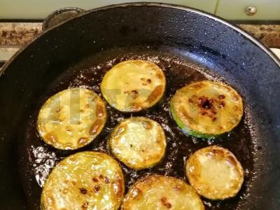 Cukinijos su prieskoniais Žingsnis 3