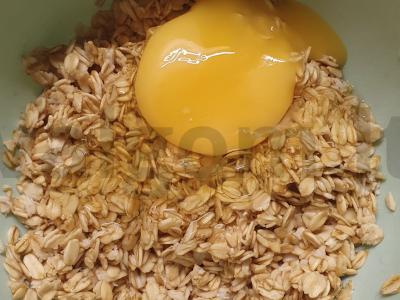 Avižų blynas su sūriu pusryčiams arba užkandžiui Žingsnis 1