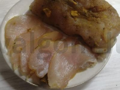 Džiovinta vištienos krūtinėlė pagrindine nuotrauka