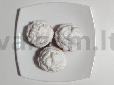 Skani dekoruota keksiukai Velykoms pagrindine nuotrauka