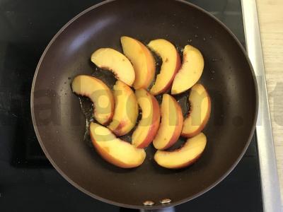 Nektarino salotas su burata Žingsnis 1