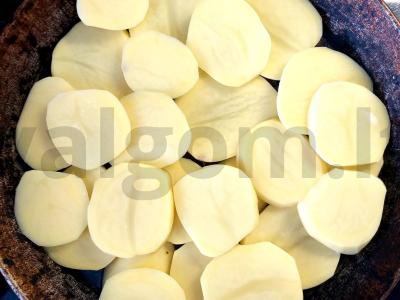 Mėsa prancūziškai su bulvėmis ir grybais orkaitėje Žingsnis 2