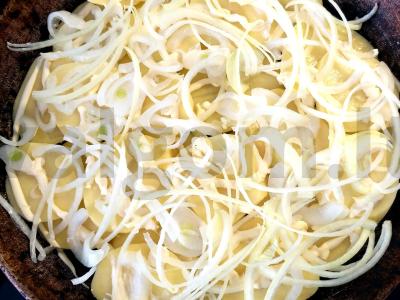 Mėsa prancūziškai su bulvėmis ir grybais orkaitėje Žingsnis 4