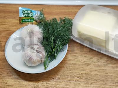 Keptos krevetės su česnaku ir žolelėmis Žingsnis 1