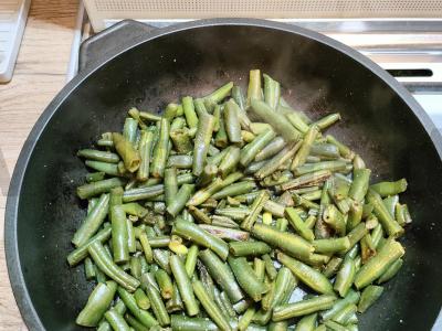 Kvinoja su pupelėmis ir bekonu Žingsnis 1