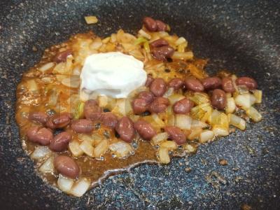 Pšenių košė su svogūnais ir raudonaisiais pupelėmis Žingsnis 3