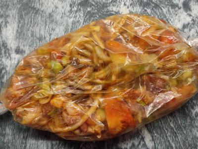 Kiauliena su džiovintomis abrikosais, kepta maiše Žingsnis 2