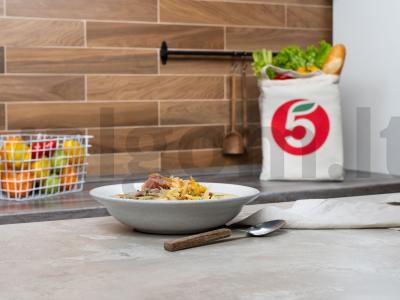 Konservuotų kukurūzų sriuba pagrindine nuotrauka