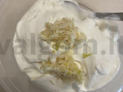 Tartar padažas su marinuotais agurkais Žingsnis 1