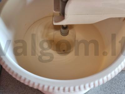 Bananų-riešutų keksiukas Žingsnis 3