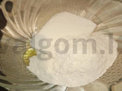 Varškėčiai ant blynų miltų Žingsnis 4