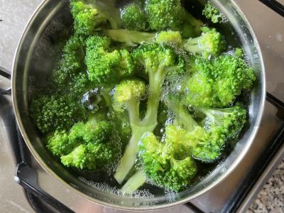 Aštrus brokolis Žingsnis 2