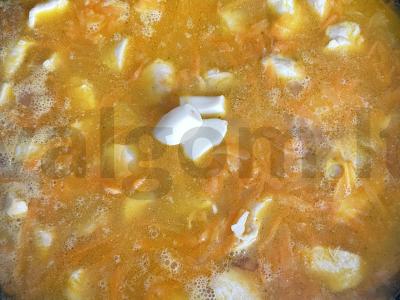 Plovas su vištiena, daržovėmis ir prieskoniais Žingsnis 4