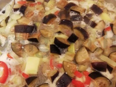 Sotūs troškinys su vištiena ir daržovėmis Žingsnis 3