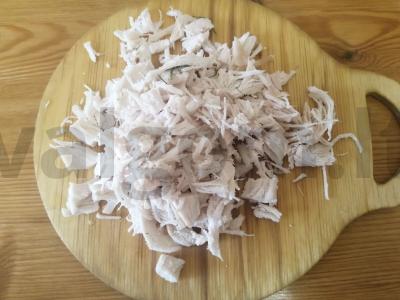 Salotas „Švelnumas“ su marinuotais grybais Žingsnis 4