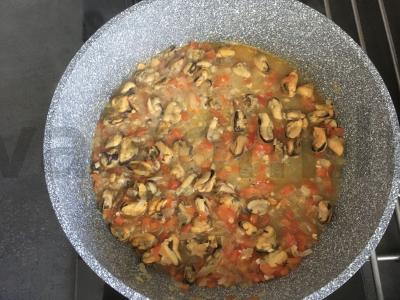 Makaronai su midijomis Žingsnis 5