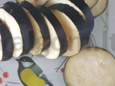 Baklažanai riekelėmis Žingsnis 1