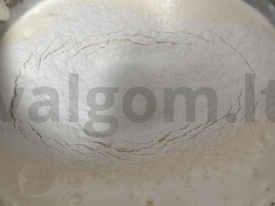 Namų biskvitas iš trijų ingredientų Žingsnis 2