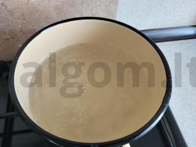 Pienas sriuba su bulvėmis Žingsnis 2