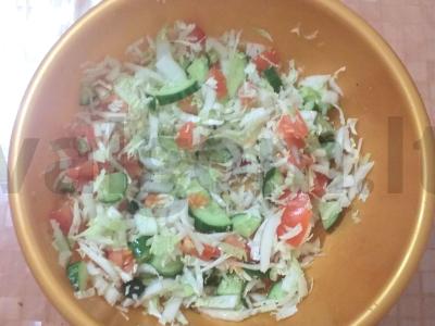 Pekino kopūstų salotas „Kaleidoskopas“ Žingsnis 3