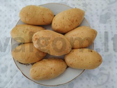 Sotūs pyragėliai su obuoliais orkaitėje pagrindine nuotrauka