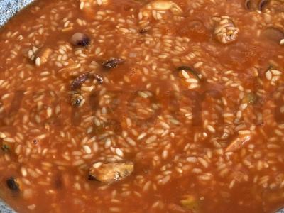Risotto su jūros gėrybėmis pomidorų padaže Žingsnis 5