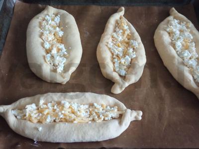 Hachapuri iš mielinės tešlos su varške ir sūriu Žingsnis 4