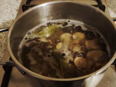 Marinuoti sviestiniai grybai pagal močiutės receptą Žingsnis 8