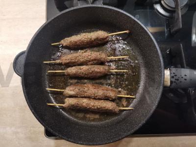 Keptas liulya-kebabas iš jautienos Žingsnis 7