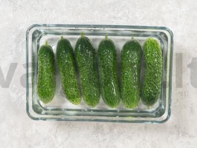 Sūdyti agurkai maišelyje Žingsnis 2