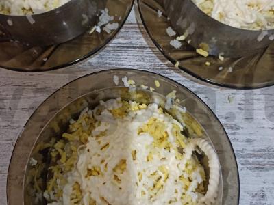 Greitas salotas su grybais ir vištiena Žingsnis 7