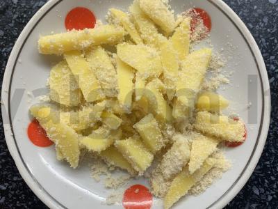 Salotas su kiaulienos faršu ir keptais bulvėmis Žingsnis 2