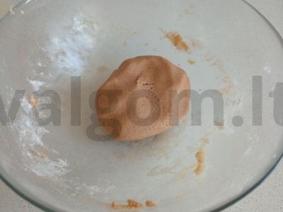 Smėliniai sausainiai su kerobu vaikams Žingsnis 3