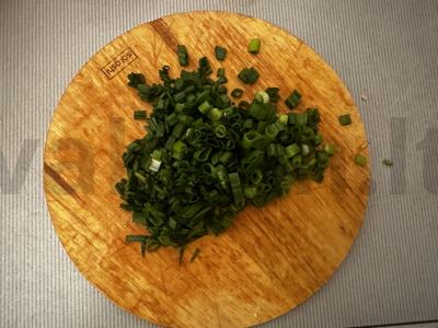 Salotos su rūkytomis vištienos krūtinėlėmis ir pupelėmis Žingsnis 3