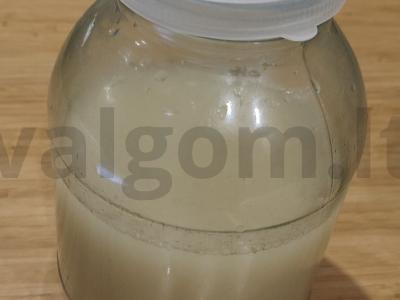 Namų raugintas rugių kvasas pagrindine nuotrauka