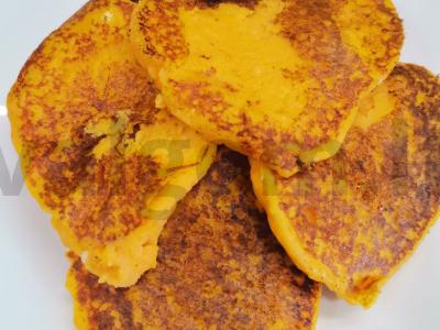 Moliūgų varškės blynai pagrindine nuotrauka