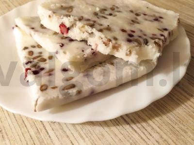 Jogurtinis desertas pagrindine nuotrauka