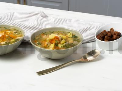 Kalakutienos filė sriuba žuvies sultinyje pagrindine nuotrauka