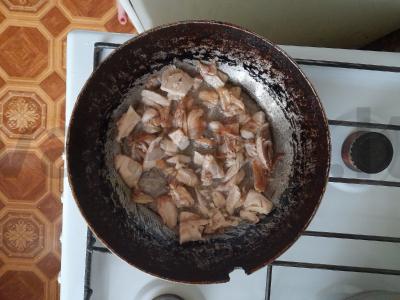 Ryžiai su vištiena sojų padaže Žingsnis 4