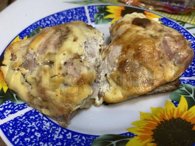 Švelni vištiena grietinės padaže pagrindine nuotrauka